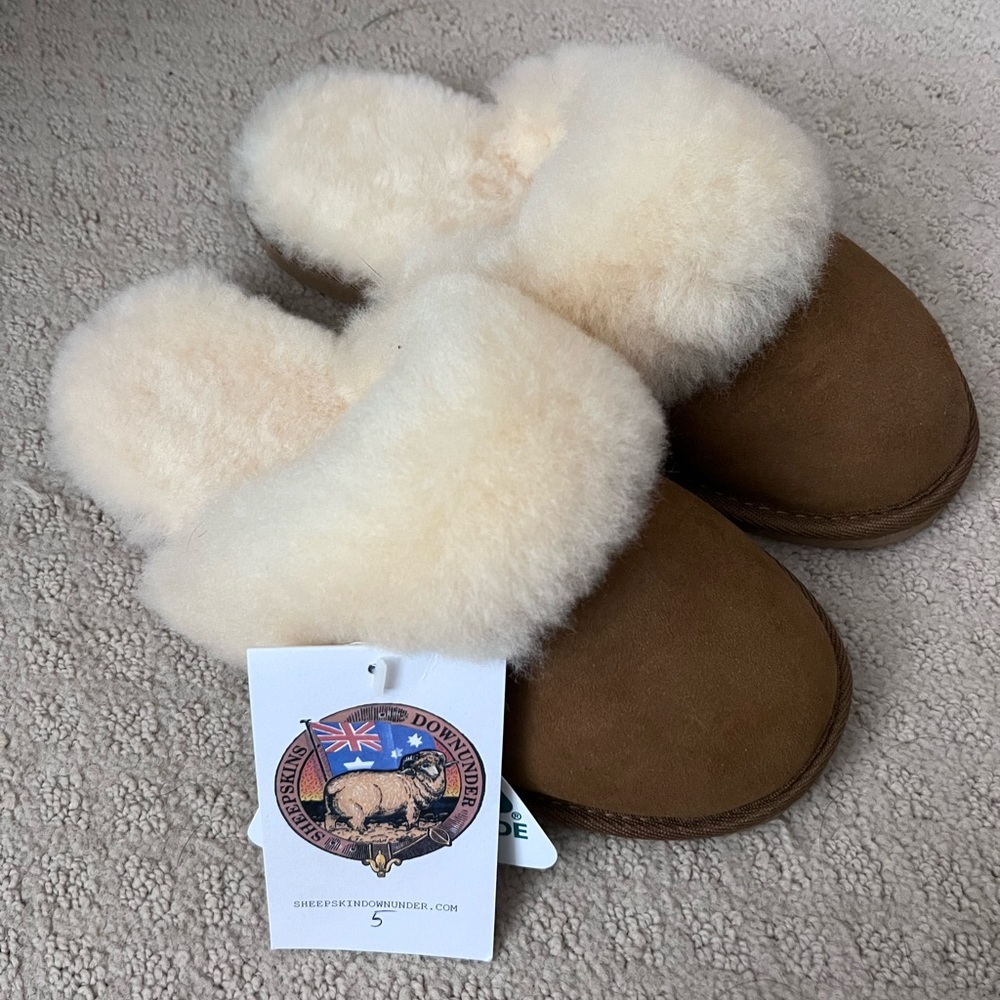 Genuine Australian “UGGS” - Sheepskins down under